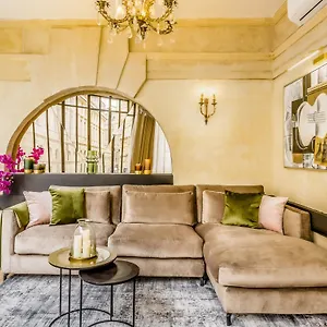 luxury-6-bedroom-5-bathroom-palace-apartment-ac-louvre.fr-paris.fr/
